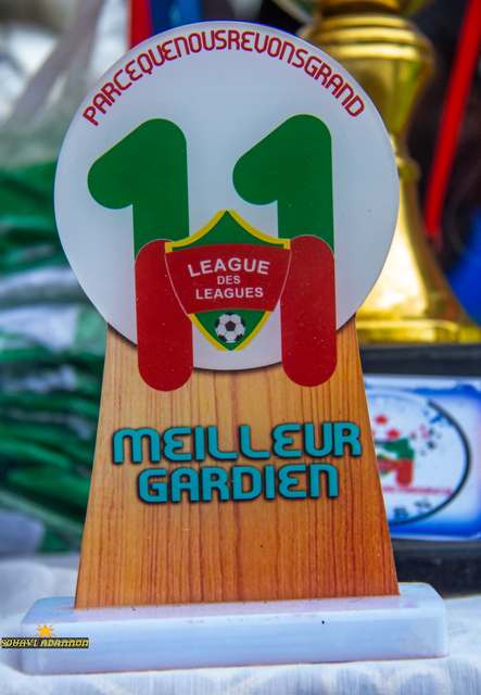 Le trophée du meilleur gardien du tournoi La Ligue des Ligues.